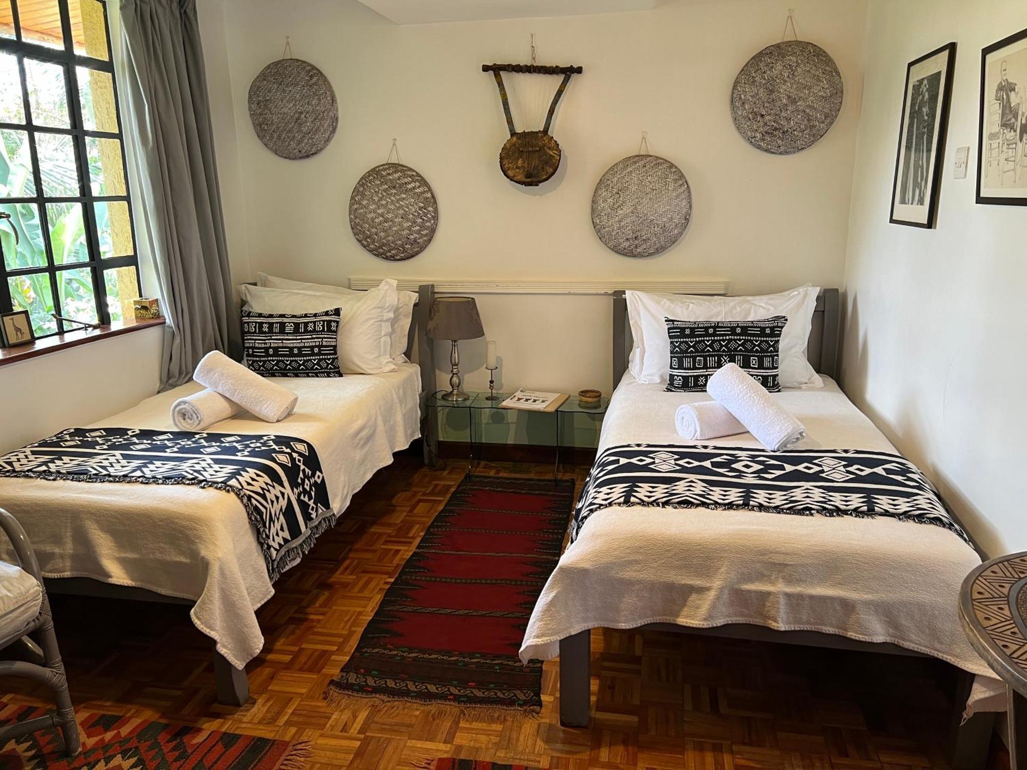 Hob House Hotel Gachie Екстериор снимка