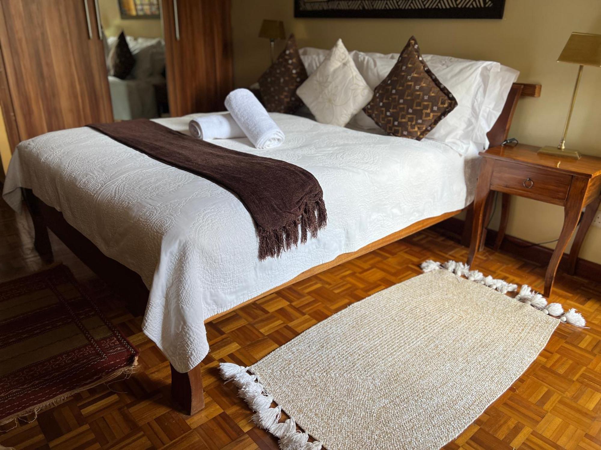 Hob House Hotel Gachie Екстериор снимка