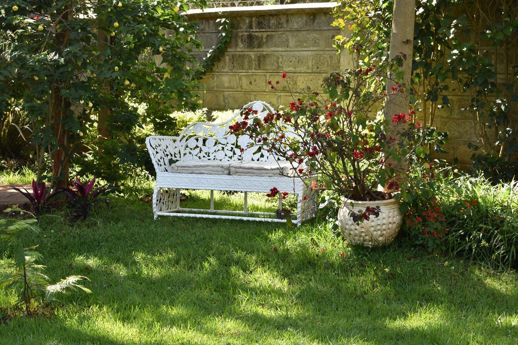 Hob House Hotel Gachie Екстериор снимка