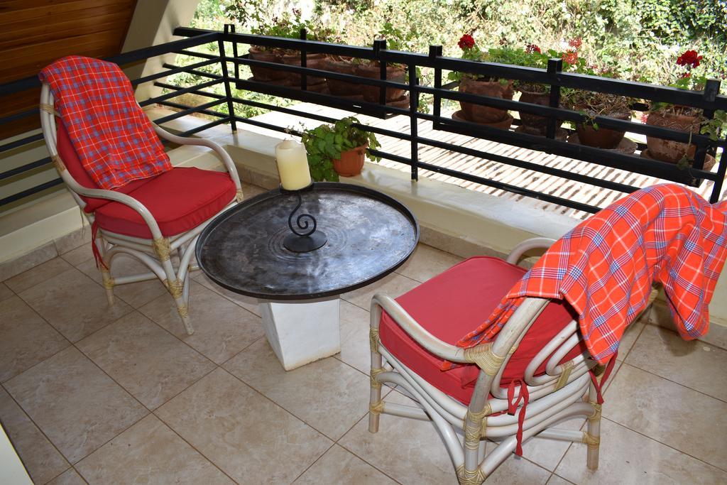 Hob House Hotel Gachie Екстериор снимка